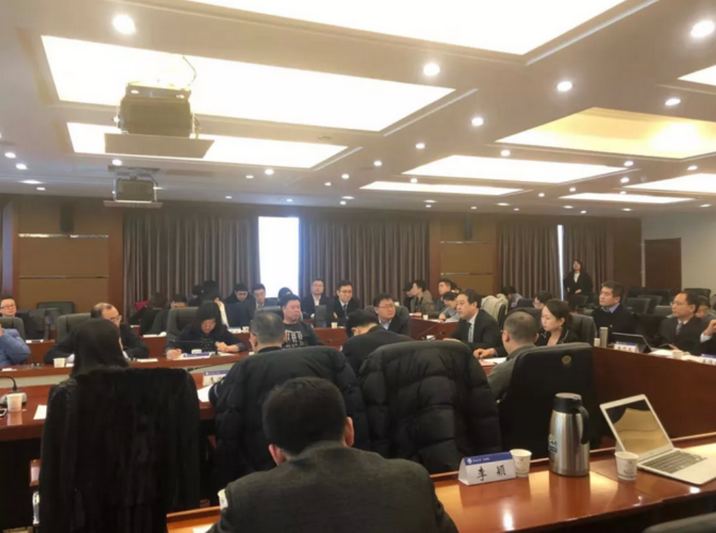 Zhao Chunyong, director of the Institute, Qi Wei, deputy director, and Zhang Xiaofei, partner, attended the seminar of Qingdao University
